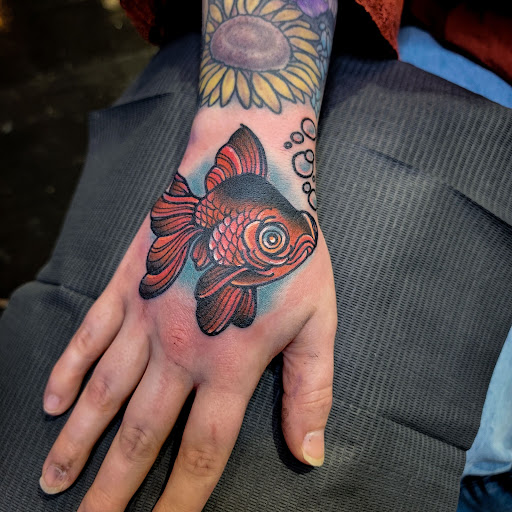 Tattoo Shop «NiteOwl Tattoo Northwest», reviews and photos, 7318 Evergreen Way Suite 104, Everett, WA 98203, USA