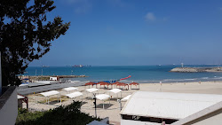 Zdjęcie The Quiet beach i osada
