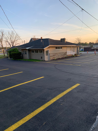 Beauty Salon «The Hair Experts Salon & Spa», reviews and photos, 4011 S Cleveland Massillon Rd, Norton, OH 44203, USA