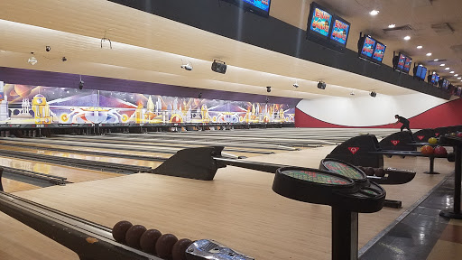 Bowling Alley «AMF Pikesville Lanes», reviews and photos, 1723 Reisterstown Rd, Pikesville, MD 21208, USA