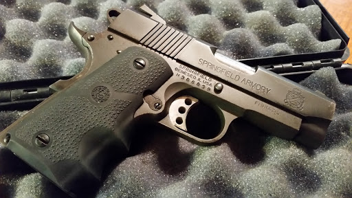 Sporting Goods Store «Denny Dennis Sporting Goods», reviews and photos, 1 Gravois Rd, Fenton, MO 63026, USA