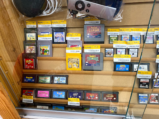 Book Store «Half Price Books», reviews and photos, 1075 E Golf Rd, Schaumburg, IL 60173, USA