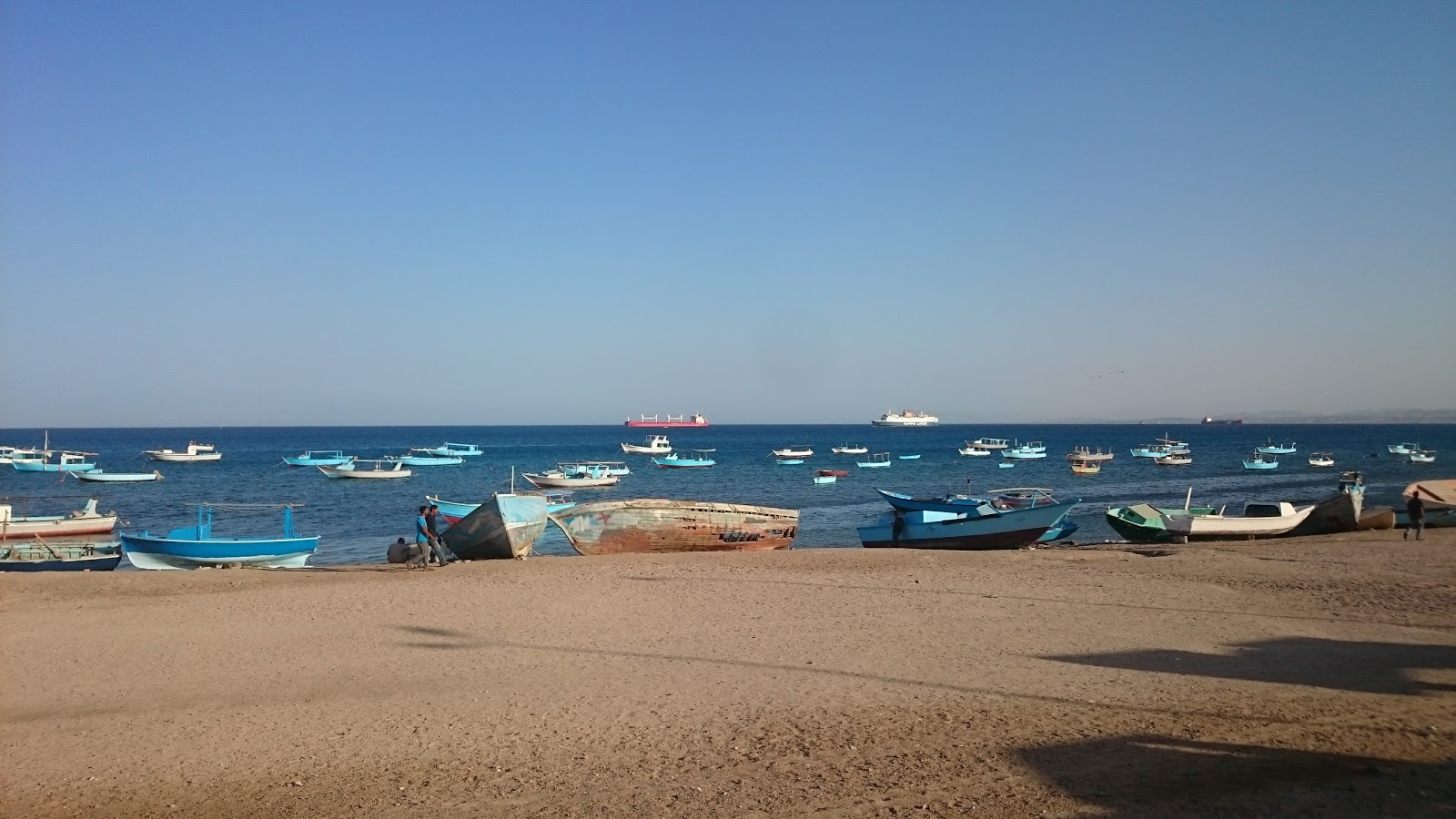 Safaga City public beach的照片 带有明亮的沙子表面