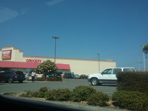 Grocery Store «Grocery Outlet Bargain Market», reviews and photos, 625 Commercial St, Eureka, CA 95501, USA