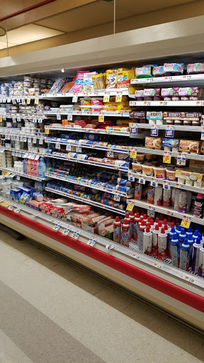 Grocery Store «Super Stop & Shop», reviews and photos, 100 Macy St, Amesbury, MA 01913, USA