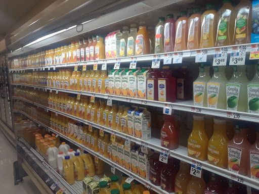 Grocery Store «Stop & Shop», reviews and photos, 211 High St, Torrington, CT 06790, USA