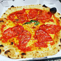Pepperoni du Pizzas à emporter Amicipizza à Annecy - n°3