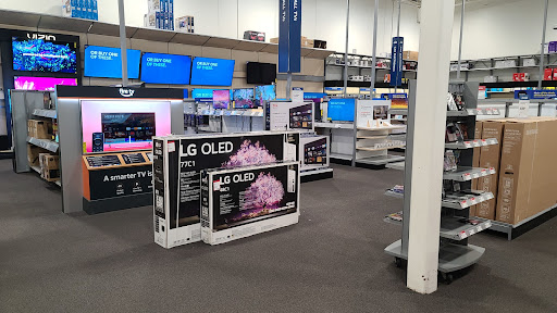 Electronics Store «Best Buy», reviews and photos, 11840 71st St, Kenosha, WI 53142, USA