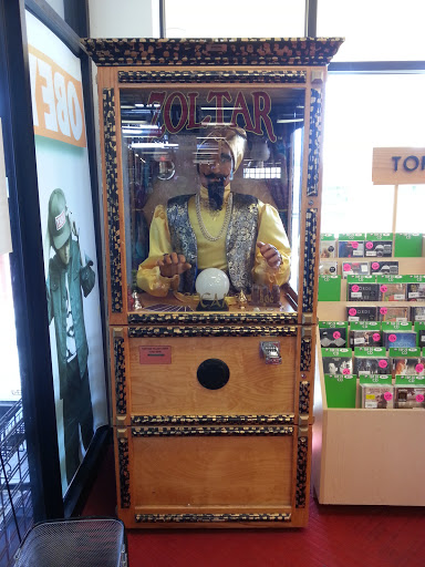 Music Store «Newbury Comics», reviews and photos, 859 Boston Providence Hwy, Norwood, MA 02062, USA