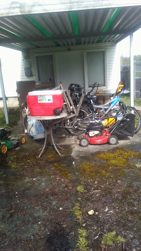 Thrift Store «72nd Street Goodwill», reviews and photos, 1415 E 72nd St, Tacoma, WA 98404, USA