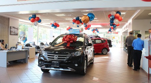 Honda Dealer «Huntington Honda», reviews and photos, 1055 E Jericho Turnpike, Huntington, NY 11743, USA