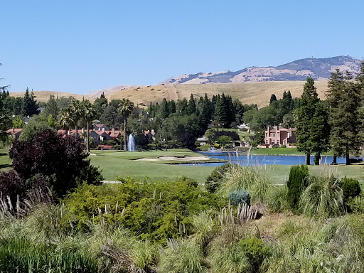 Golf Course «Canyon Lakes Golf Course & Brewery», reviews and photos, 640 Bollinger Canyon Way, San Ramon, CA 94582, USA