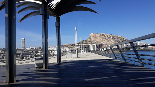 Paseo Mirador Puerto Levante Alicante