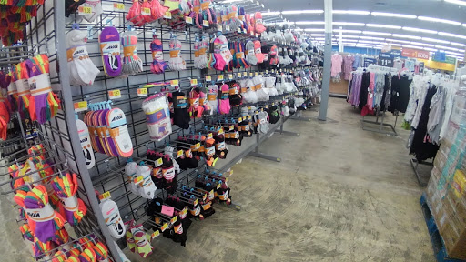 Stores to buy headdress material San Juan