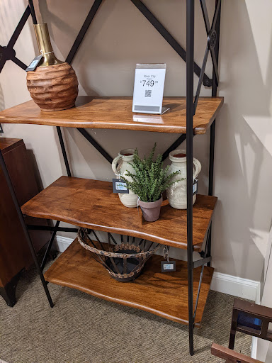 Furniture Store «Havertys Furniture», reviews and photos, 107 River Hills Rd, Asheville, NC 28805, USA