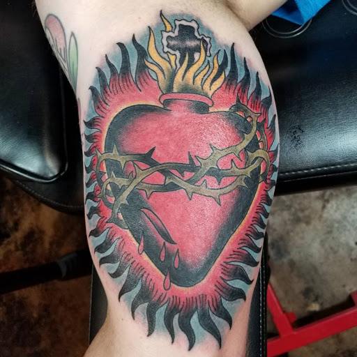 Explore cool family tattoo ideas, creative tattoo ideas in Dallas, available at Lamar Street Tattoo Club