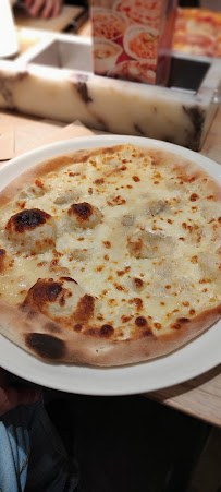 Pizza du Restaurant italien Vapiano Villages Nature Pasta Pizza Bar à Bailly-Romainvilliers - n°17
