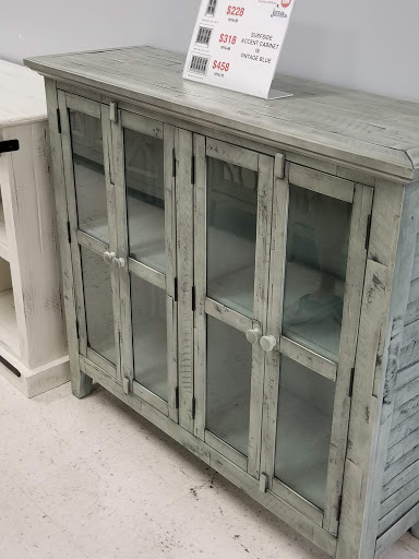 Furniture Store «Louisville Overstock Furniture Warehouse», reviews and photos, 1050 E Lewis and Clark Pkwy, Clarksville, IN 47129, USA