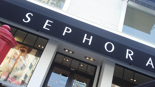 Cosmetics Store «SEPHORA», reviews and photos, 7130 Austin St, Forest Hills, NY 11375, USA