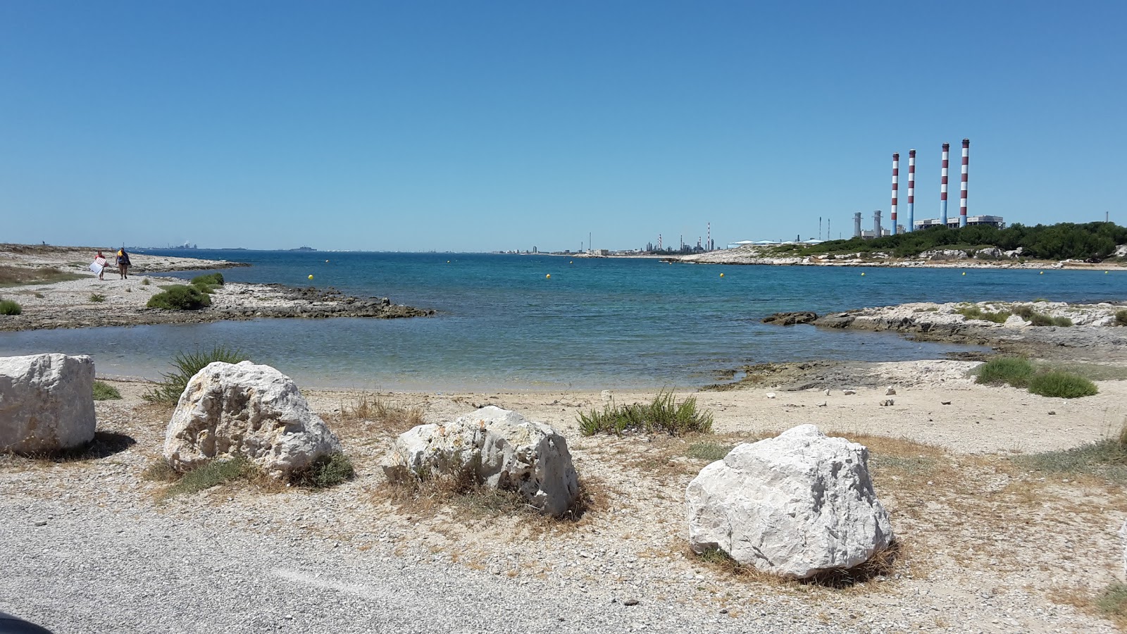 Plage de Bonnieu'in fotoğrafı imkanlar alanı