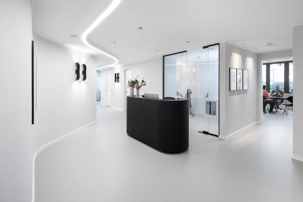 Plastische & Ästhetische Chirurgie Düsseldorf | Dr. med. Dr. med. univ. Stephan Hager - RKM 740