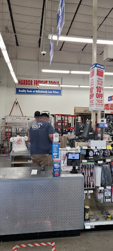 Hardware Store «Harbor Freight Tools», reviews and photos, 901 N Carpenter Rd #70, Modesto, CA 95351, USA