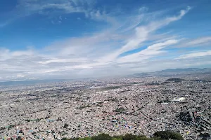 Cerro de las Tres Cruces image