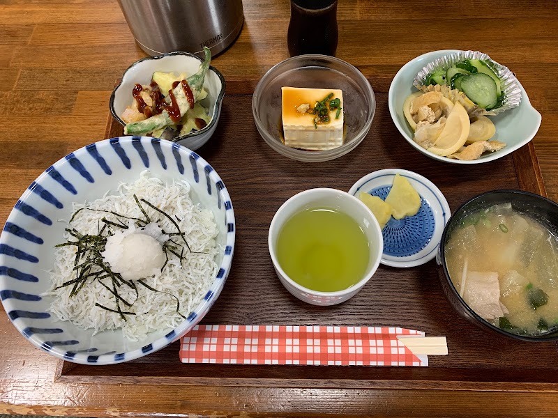 食膳処 りすぼん 高知県安芸市矢ノ丸 お好み焼き店 レストラン グルコミ
