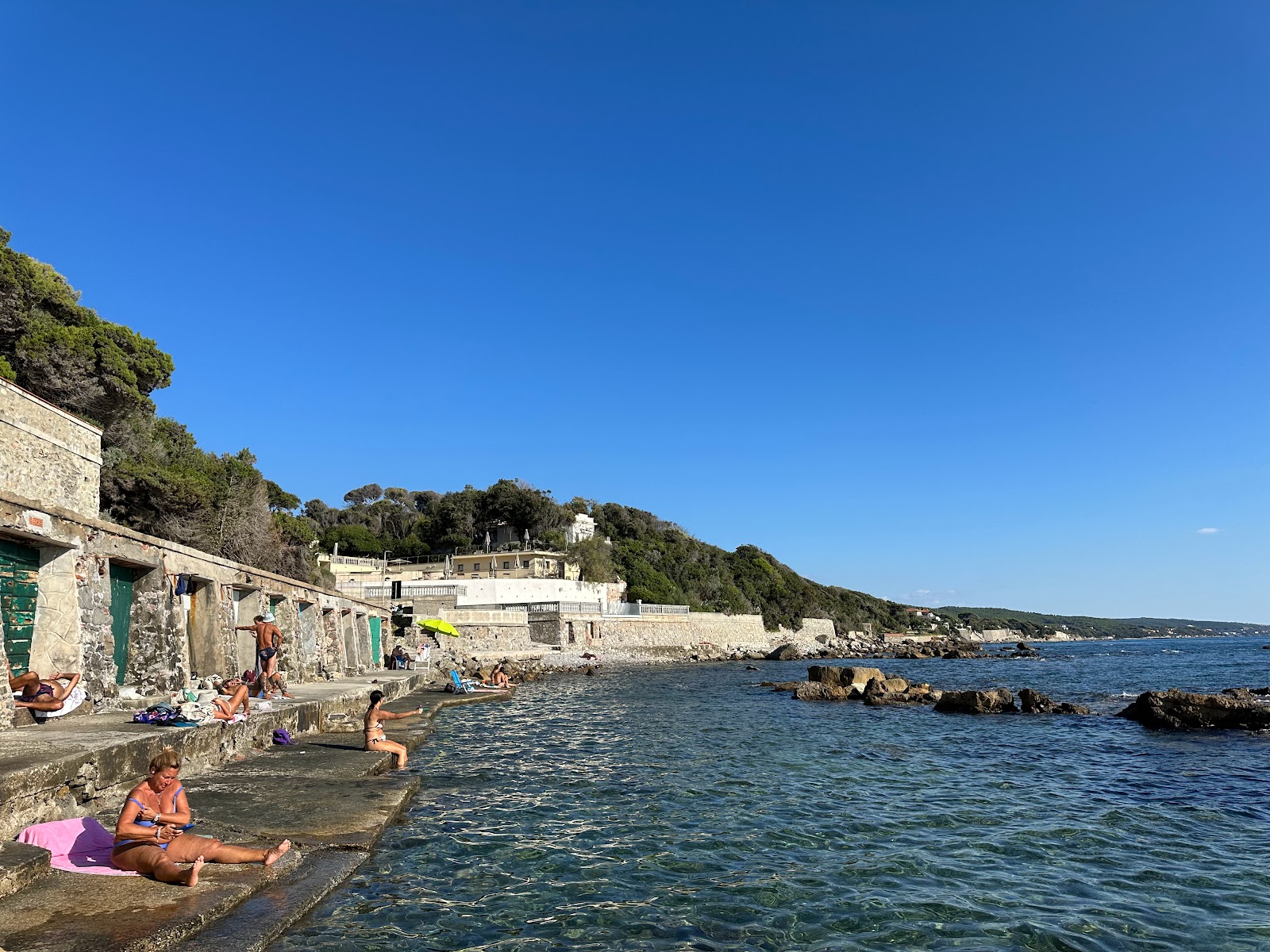 Foto von Spiaggia Margherita mit rocky shore Oberfläche