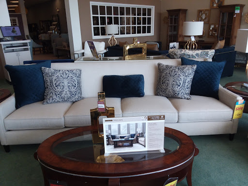 Furniture Store «Raymour & Flanigan Furniture and Mattress Store», reviews and photos, 3367 Brunswick Pike, Lawrenceville, NJ 08648, USA