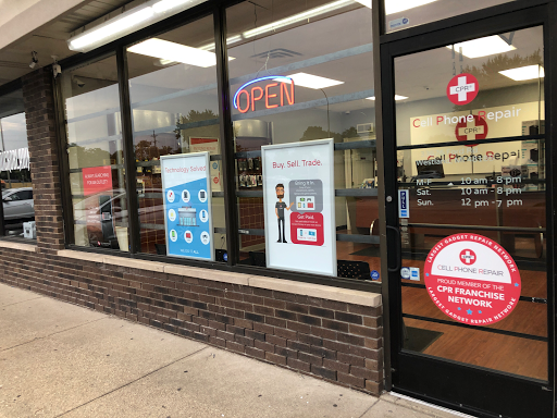 Electronics Repair Shop «Phone Fixers», reviews and photos, 33676 Ford Rd, Westland, MI 48185, USA