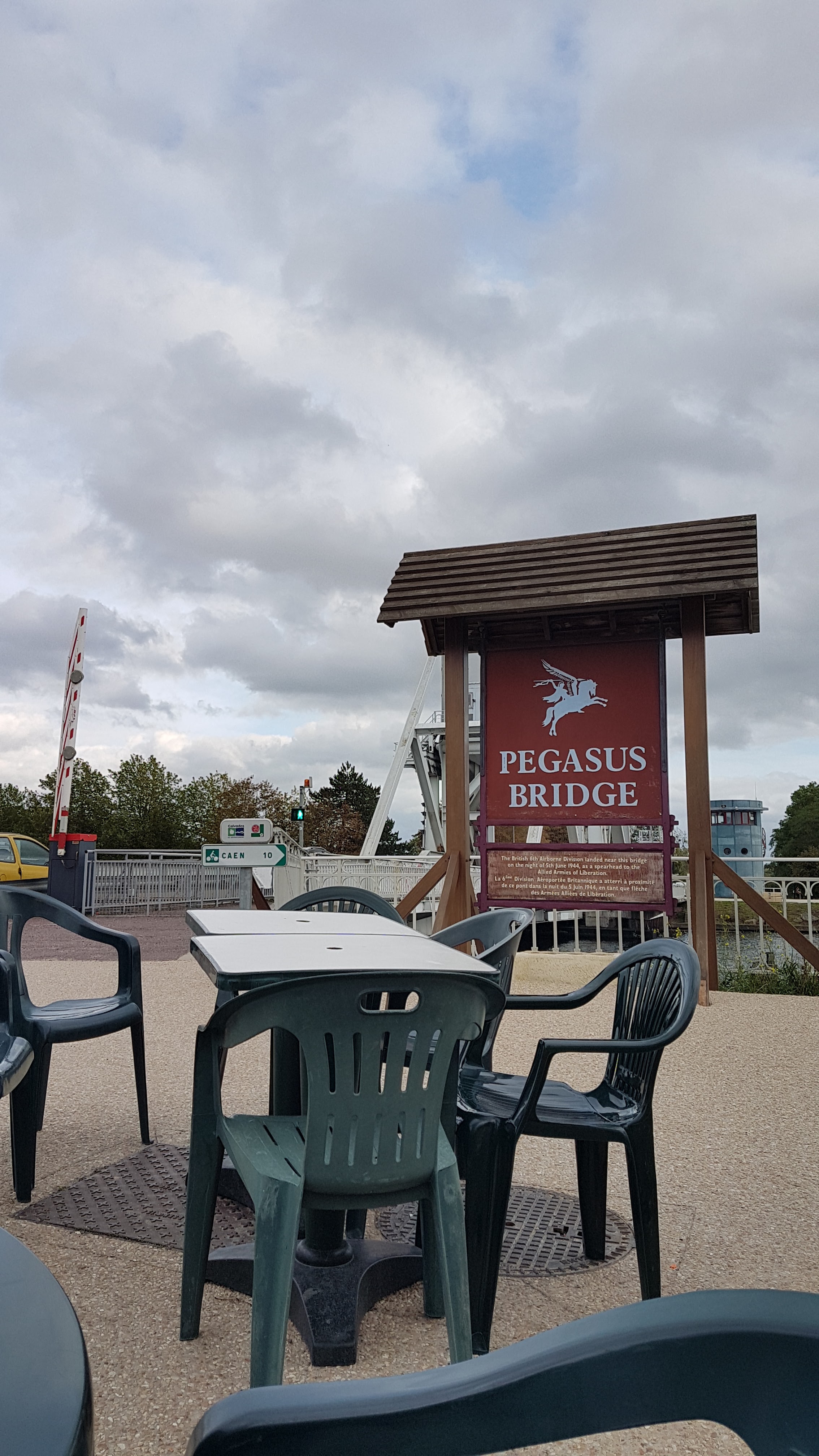 Photo n° 2 de l'avis de Jean.i fait le 11/10/2019 à 19:57