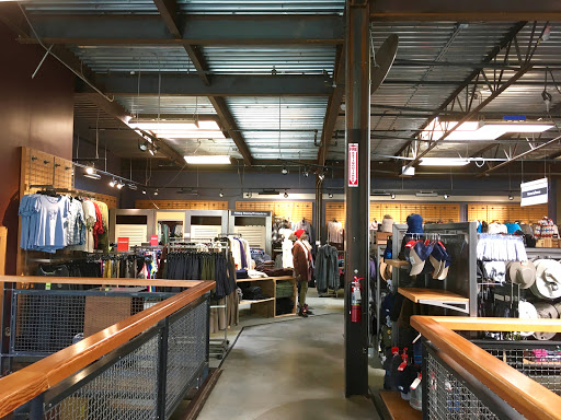 Camping Store «REI», reviews and photos, 1590 Leucadia Blvd, Encinitas, CA 92024, USA