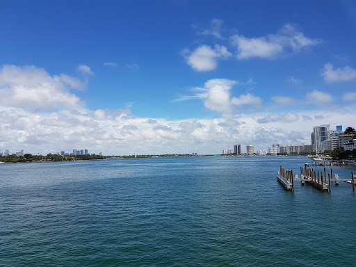 Shopping Mall «Fifth and Alton», reviews and photos, 1100 6th St, Miami Beach, FL 33139, USA