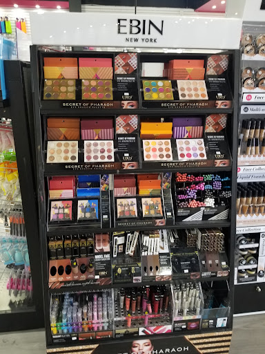 Beauty Supply Store «BSW Beauty Supply Warehouse», reviews and photos, 642 American Legion Hwy, Roslindale, MA 02131, USA