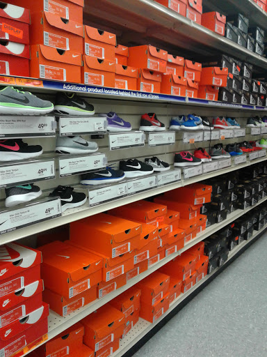 Sporting Goods Store «Academy Sports + Outdoors», reviews and photos, 4261 NW 63rd St, Oklahoma City, OK 73116, USA