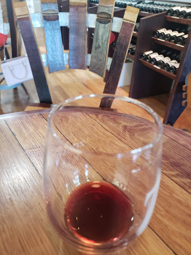 Winery «Lauren Ashton Cellars Tasting Room», reviews and photos, 14545 148th Ave NE #211, Woodinville, WA 98072, USA