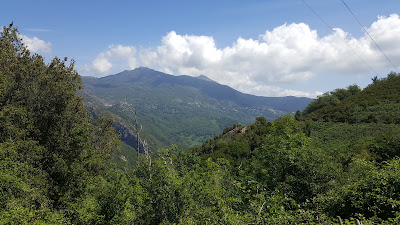 Penta à Zalana