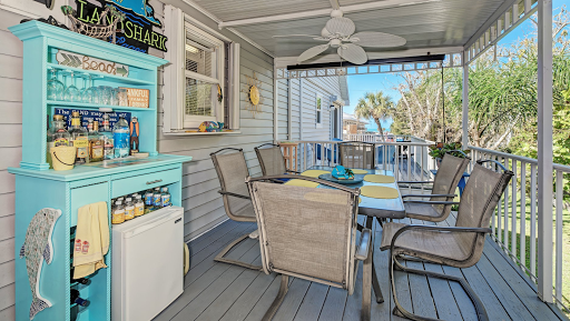 Vacation Home Rental Agency «Island Real Estate of Anna Maria Island, Inc», reviews and photos, 6101 Marina Dr, Holmes Beach, FL 34217, USA