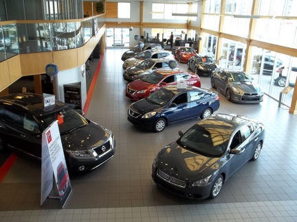 Car Dealer «Collins Nissan», reviews and photos, 4142 Bardstown Rd, Louisville, KY 40218, USA