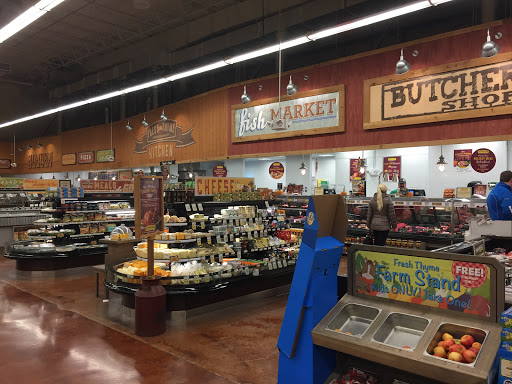 Grocery Store «Fresh Thyme Farmers Market- 82nd», reviews and photos, 4225 E 82nd St, Indianapolis, IN 46250, USA