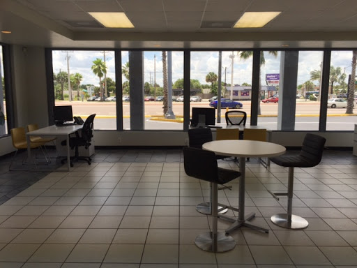 Used Car Dealer «CARite of Cocoa», reviews and photos, 304 S Cocoa Blvd, Cocoa, FL 32922, USA