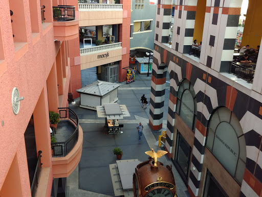 Shopping Mall «Westfield Horton Plaza», reviews and photos, 324 Horton Plaza, San Diego, CA 92101, USA