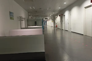 University Hospital Düsseldorf Emergency Room image