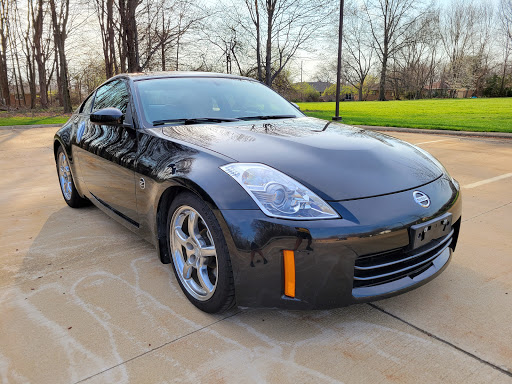 Car Dealer «Pure Automotive», reviews and photos, 4509 Renaissance Pkwy, Warrensville Heights, OH 44128, USA