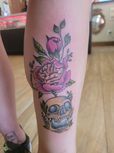 Tattoo Shop «American Classic Tattoo», reviews and photos, 11516 Jefferson Ave, Newport News, VA 23601, USA