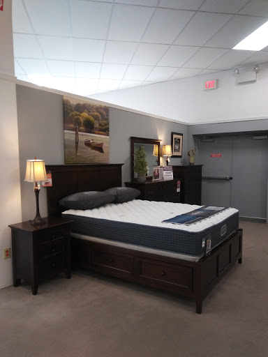 Furniture Store «Raymour & Flanigan Furniture and Mattress Store», reviews and photos, 9 Cabot Blvd E, Langhorne, PA 19047, USA