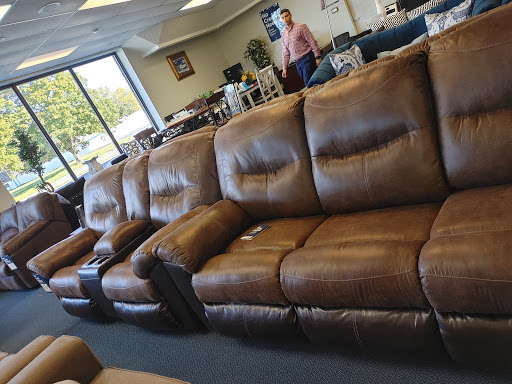 Furniture Store «Payless Furniture and Mattress», reviews and photos, 5139 E Main St, Columbus, OH 43213, USA