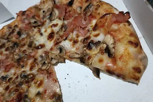 Popoli Pizza image