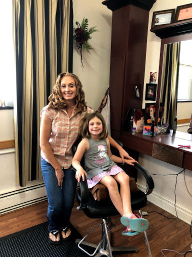 Beauty Salon «Shear Elegance Salon», reviews and photos, 415 West Ave #1, Medina, NY 14103, USA